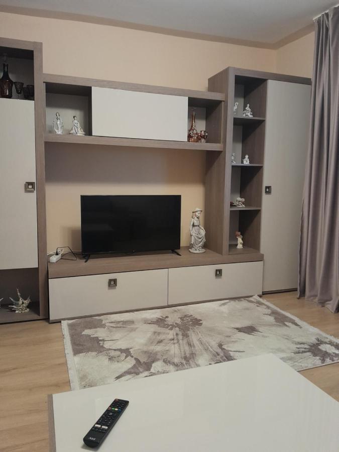 דירות Orşova Casa Emilia מראה חיצוני תמונה